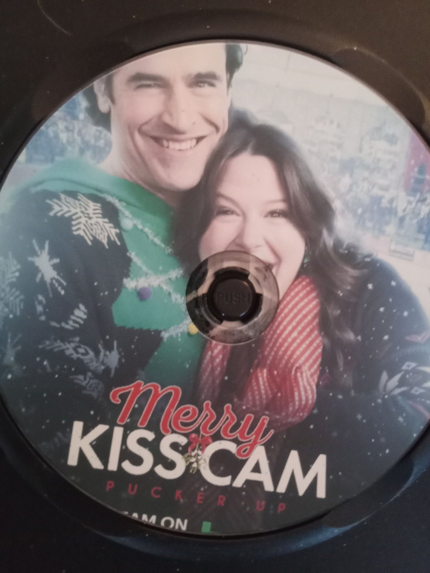 Merry Kiss Cam (2022) DVD with Katie Lowes